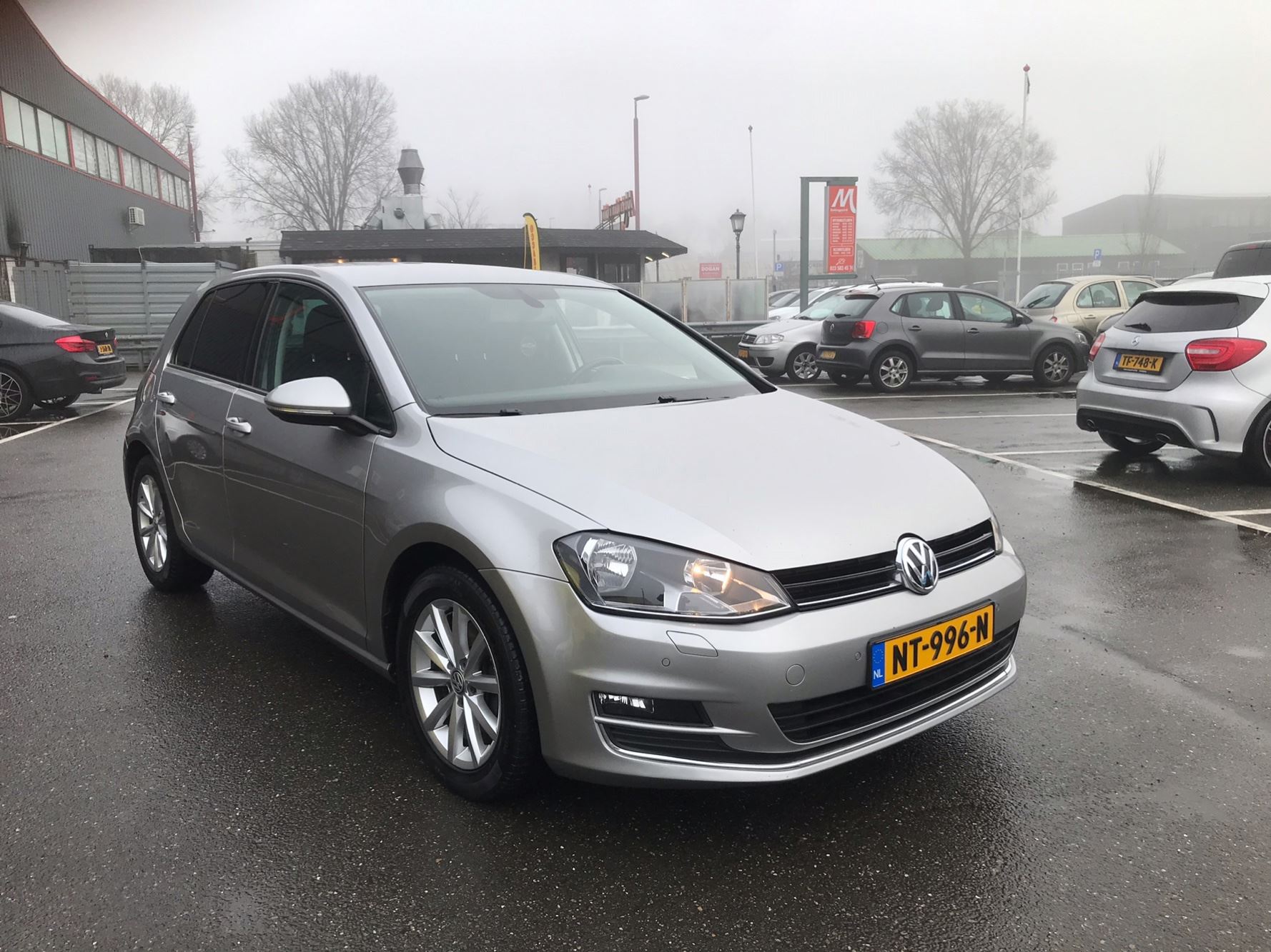 Volkswagen Golf 1.6 TDI Business Edition R / DSG AUTOMAAT / SP VLG / OHB / NAVI /
